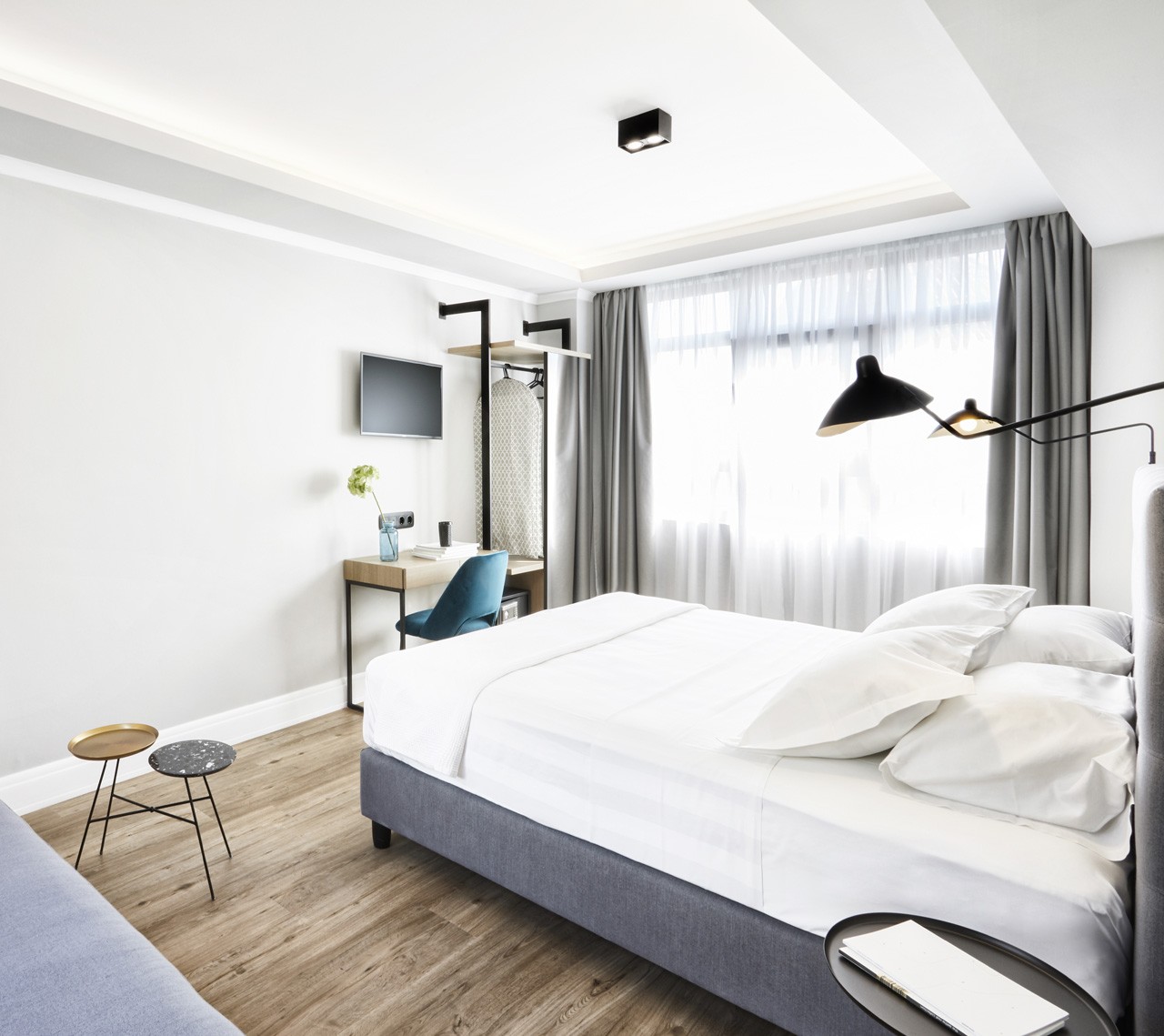 Junior Suite with Park View (3pax)